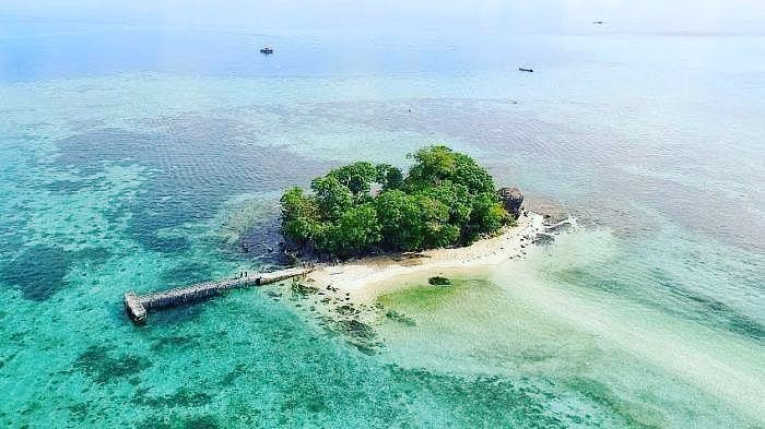 Pulau Larearea